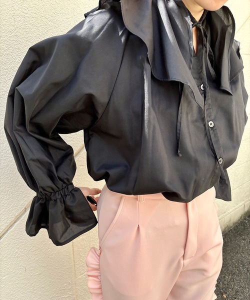 O'fmus(オフムス)の「ブロードフリルブラウス【O'fmus】ofyw24s002(シャツ/ブラウス・レディース・サックスブルー/ブラック・FREE)」の11枚目の写真