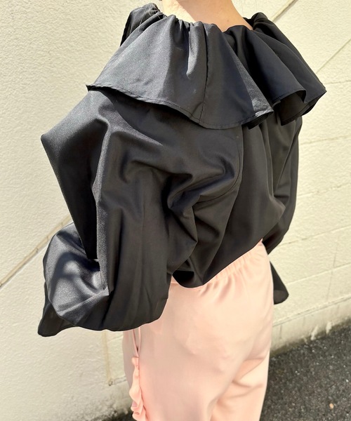O'fmus(オフムス)の「ブロードフリルブラウス【O'fmus】ofyw24s002(シャツ/ブラウス・レディース・サックスブルー/ブラック・FREE)」の3枚目の写真