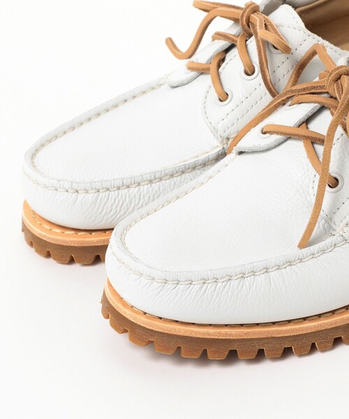 Timberland(ティンバーランド)の「Timberland / Authentics 3 Eye Classic(モカシン/デッキシューズ・メンズ・ホワイト・8inch/8.5inch/9inch/7.5inch)」の2枚目の写真
