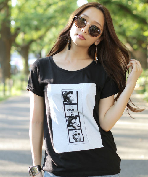 AZUL by moussy（アズールバイマウジー）の「30/-CR天竺パネルフォトT（Tシャツ/カットソー・レディース・ブラック/オフホワイト/トップグレー・LARGE/SMALL/X-LARGE/MEDIUM）」の3枚目の写真