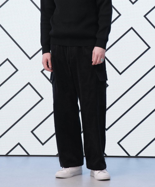 Apo(s)ture(アポスチャー)の「LUCAS-002/6wコーデュロイカーゴパンツ(カーゴパンツ・メンズ・ブラック/ブラウン/グリーン/ベージュ・XS/S/M/L/XL)」の2枚目の写真
