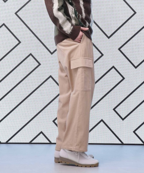 Apo(s)ture(アポスチャー)の「LUCAS-002/6wコーデュロイカーゴパンツ(カーゴパンツ・メンズ・ブラック/ブラウン/グリーン/ベージュ・XS/S/M/L/XL)」の22枚目の写真