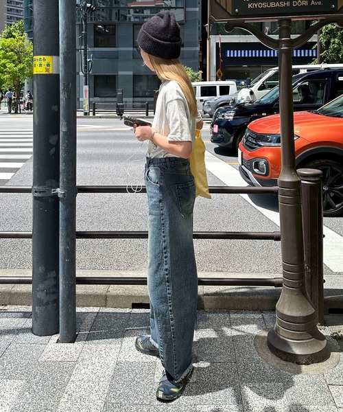 feepur(フェピュール)の「カーブデニム(デニムパンツ・レディース・ブラック/ブルー/グレー・SMALL/MEDIUM)」の7枚目の写真