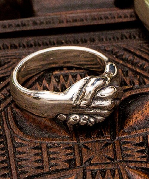 BILL WALL LEATHER(ビルウォールレザー)の「【EXCLUSIVE】Handshake Ring(リング・レディース・その他・US-5h)」の1枚目の写真