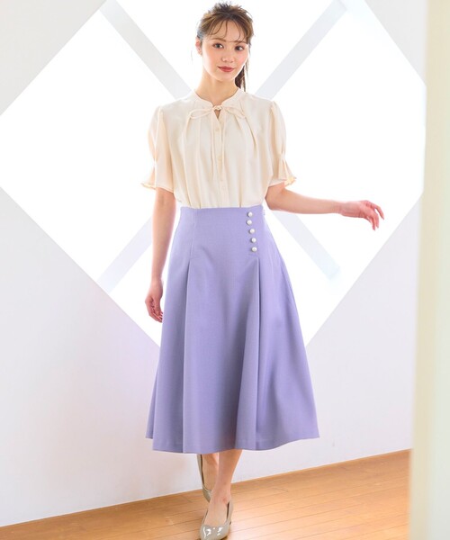 Feroux（フェルゥ）の「【洗える】リボンスキッパー ブラウス（シャツ/ブラウス・レディース・ネイビー系/アイボリー系/スカイブルー系・F）」の4枚目の写真