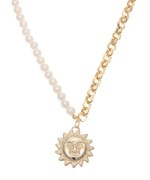 EVRIS（エヴリス）の「PEARL CHAIN SUNNYMOTIFネックレス（ネックレス・レディース・ゴールド/シルバー・FREE）」の4枚目の写真