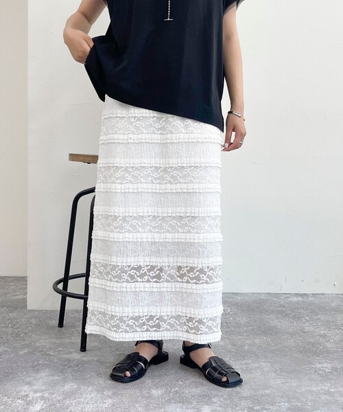 fredy emue(フレディエミュ)の「カットレースナロースカート(スカート・レディース・ライトグレー/オフホワイト/ブラック・38)」の7枚目の写真