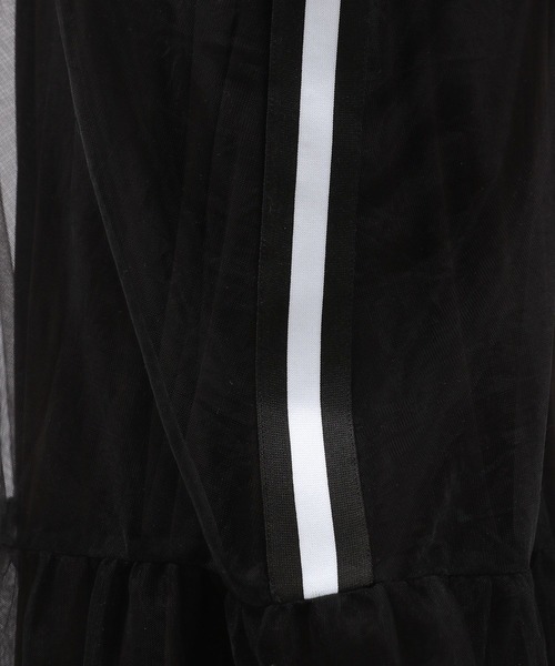 LAKOLE(ラコレ)の「サイドラインチュールワンピース / 129235(ワンピース・レディース・ブラック/オフホワイト/グレー・SMALL/MEDIUM)」の8枚目の写真