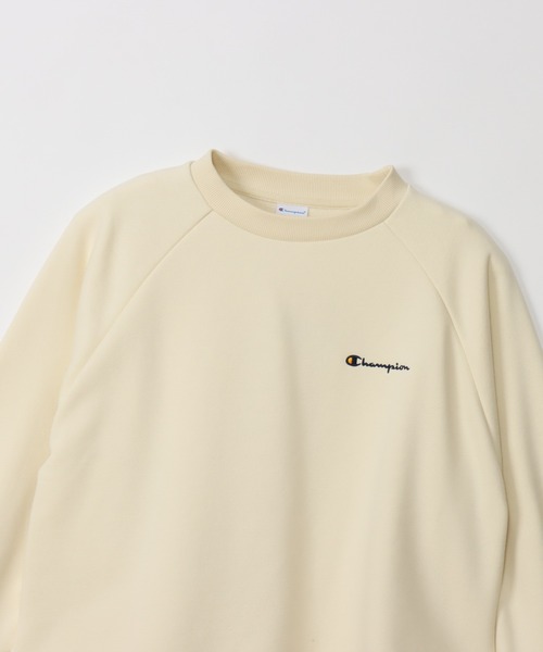 Champion(チャンピオン)の「【Champion/チャンピオン】レディース クルーネックスウェットシャツ(スウェット・レディース・オフホワイト/ブラック系その他/ヘザーグレー/ブルー/ベージュ/ダークグリーン系・LARGE/MEDIUM)」の20枚目の写真