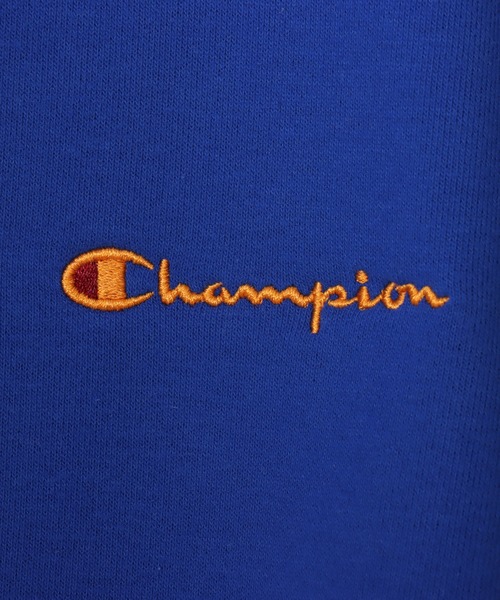 Champion(チャンピオン)の「【Champion/チャンピオン】レディース クルーネックスウェットシャツ(スウェット・レディース・オフホワイト/ブラック系その他/ヘザーグレー/ブルー/ベージュ/ダークグリーン系・LARGE/MEDIUM)」の15枚目の写真