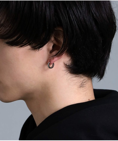 LION HEART(ライオンハート)の「LH for Gift カッティングフープピアス/ダイヤモンド/シルバー925(ピアス(片耳用)・メンズ・ライトブラック/シルバー・ONE SIZE)」の15枚目の写真