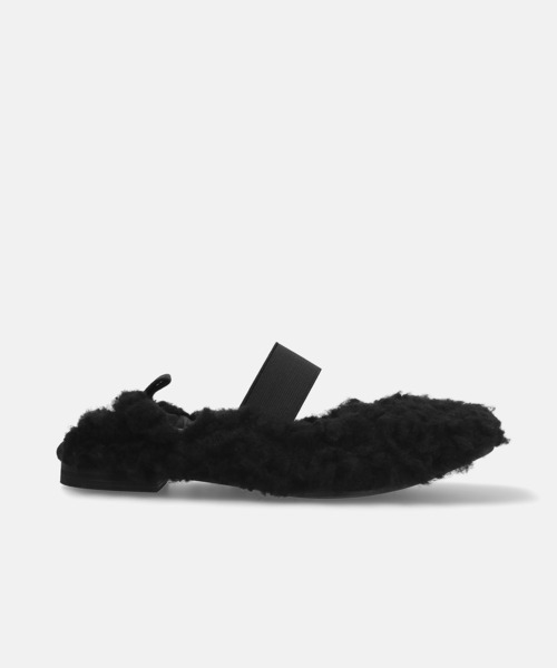 MAMIAN（マミアン）の「スクエアトゥ フェイクファー フラットシューズ（その他シューズ・レディース・ベージュ/ブラック・23.5cm/23.0cm/24.5cm/24.0cm）」の3枚目の写真