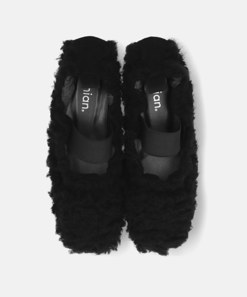 MAMIAN（マミアン）の「スクエアトゥ フェイクファー フラットシューズ（その他シューズ・レディース・ベージュ/ブラック・23.5cm/23.0cm/24.5cm/24.0cm）」の4枚目の写真