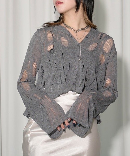 Ezick（エジック）の「2way damageニットカーディガン（カーディガン/ボレロ・レディース・ブラック/グレー/レッド・FREE）」の4枚目の写真