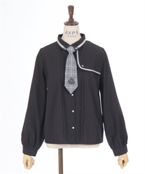 axes femme（アクシーズファム）の「エンブレム刺繍ネクタイ付ブラウス