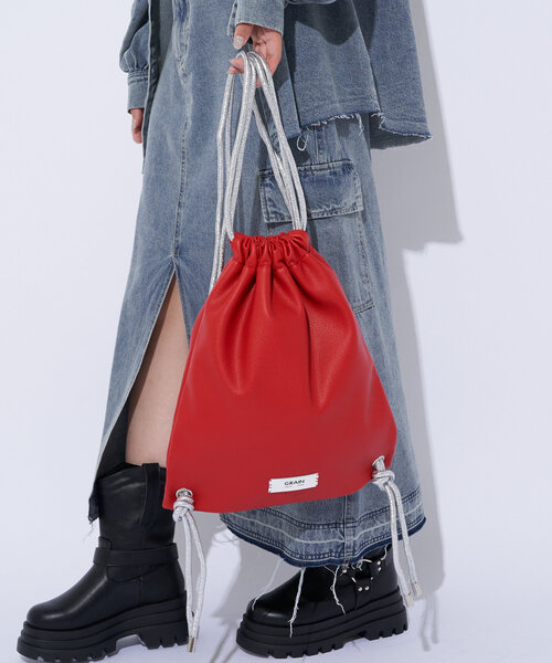 GRAIN（グレイン）の「【GRAIN/グレイン】バイカラーナップサック（バックパック/リュック・レディース・ブラック/シルバー/ブルー/ブラウン/ブロンズ/レッド・FREE）」の4枚目の写真