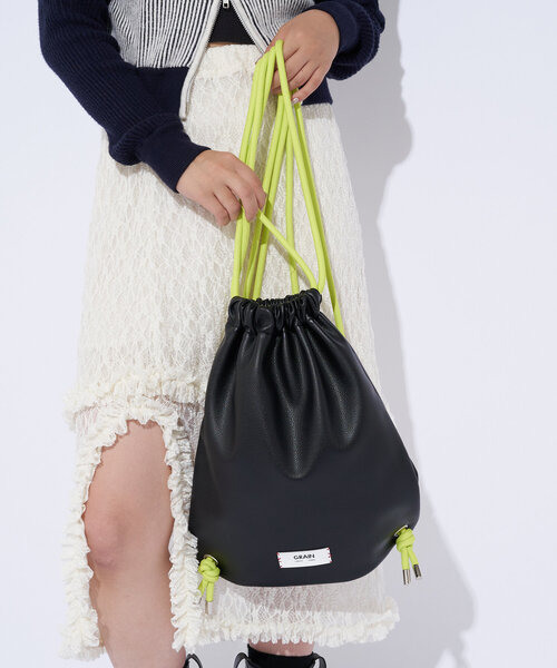 GRAIN（グレイン）の「【GRAIN/グレイン】バイカラーナップサック（バックパック/リュック・レディース・ブラック/シルバー/ブルー/ブラウン/ブロンズ/レッド・FREE）」の22枚目の写真