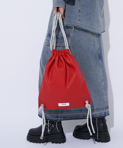 GRAIN（グレイン）の「【GRAIN/グレイン】バイカラーナップサック（バックパック/リュック・レディース・ブラック/シルバー/ブルー/ブラウン/ブロンズ/レッド・FREE）」の8枚目の写真