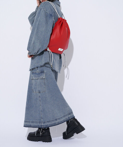 GRAIN（グレイン）の「【GRAIN/グレイン】バイカラーナップサック（バックパック/リュック・レディース・ブラック/シルバー/ブルー/ブラウン/ブロンズ/レッド・FREE）」の12枚目の写真