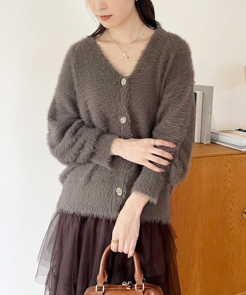 one after another NICE CLAUP（ワンアフターアナザーナイスクラップ）の「ゴールドボタンフェザーロングカーディガン（カーディガン/ボレロ・レディース・アイボリー/ベビーピンク/ブラウン/モカ・FREE）」の11枚目の写真