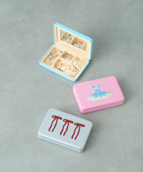 BIRTHDAY BAR(バースデイバー)の「balletcore small case アクセサリーケース(ポーチ・レディース・ブルー系その他/シルバー/ピンク・0)」の10枚目の写真