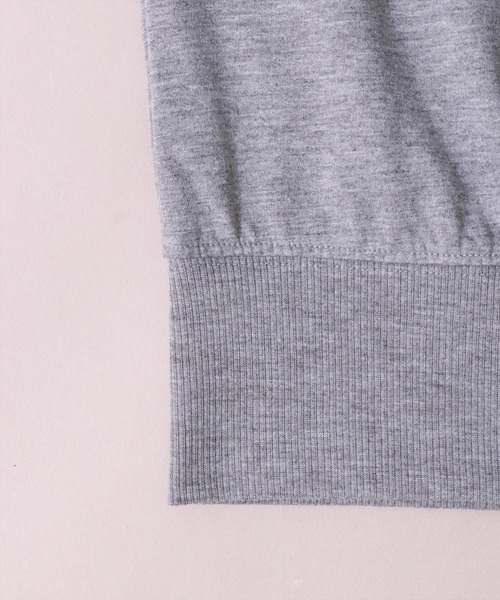 BAYBLO（ベイブロ）の「(DV)【ユニセックス】ハーフジップ スウェット プルオーバー（スウェット・メンズ・ブラック/チャコールグレー/杢グレー/オートミール/ネイビー・MEDIUM/LARGE/X-LARGE）」の6枚目の写真