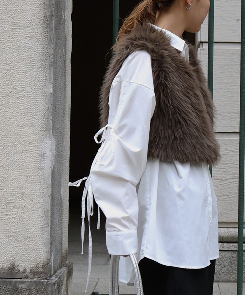 【未使用】Stand Alone ファーショール カーキ×ホワイト カーリーボアベスト(その他のコート・ブルゾン) | MK MICHEL