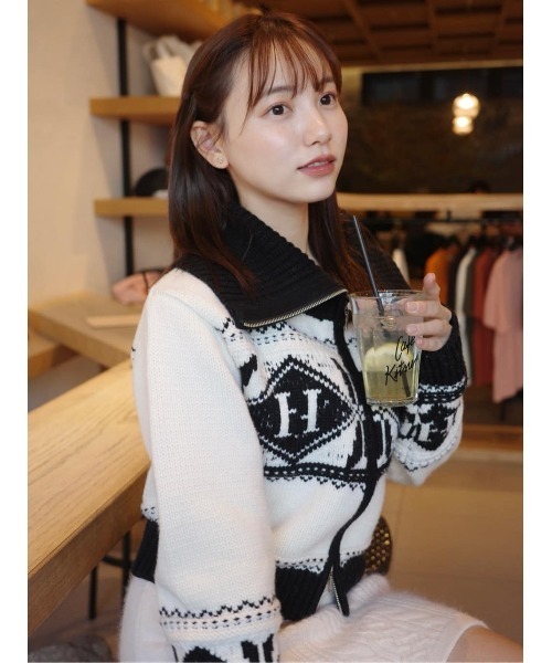 Her lip to パーリップトゥ　バイカラーニットジャケット　ホワイト herlipto ◼︎Wool-Blend Cable Knit Set ¥26,000(tax in) color: ecru