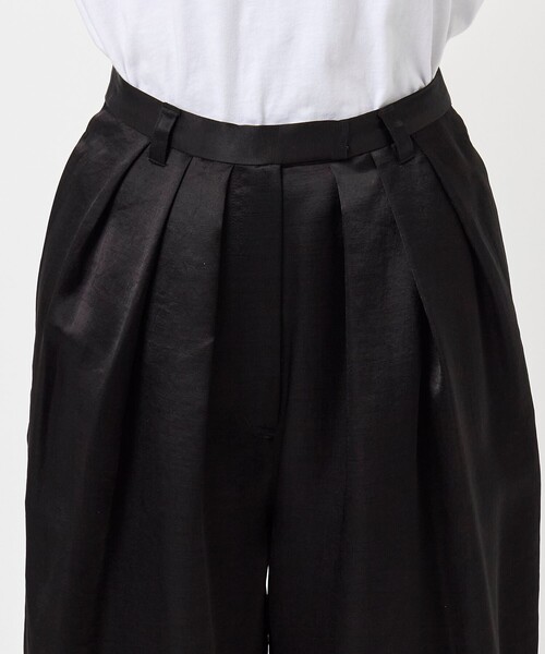 THINGS THAT MATTER(シングス ザット マター)の「【THINGS THAT MATTER/シングス ザット マター】SATIN COCOON PANTS/サテンコクーンパンツ(その他パンツ・レディース・ブラック/アイボリー・2/1)」の17枚目の写真