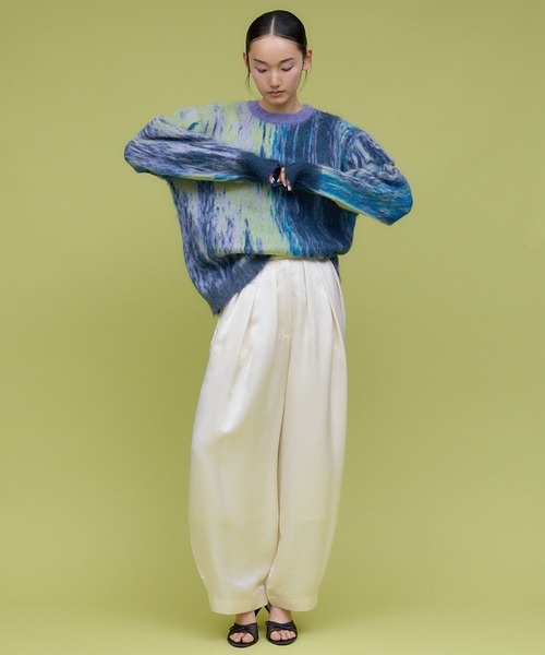 THINGS THAT MATTER(シングス ザット マター)の「【THINGS THAT MATTER/シングス ザット マター】SATIN COCOON PANTS/サテンコクーンパンツ(その他パンツ・レディース・ブラック/アイボリー・2/1)」の21枚目の写真