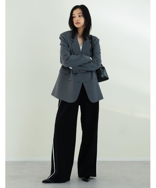 Re:EDIT（リエディ）の「[オケージョン セレモニー][大きいサイズ有]サイドラインストラップデザインミュール（パンプス・レディース・イエロー/ブラック/グレイッシュベージュ・SMALL/MEDIUM/LARGE/X-LARGE）」の4枚目の写真