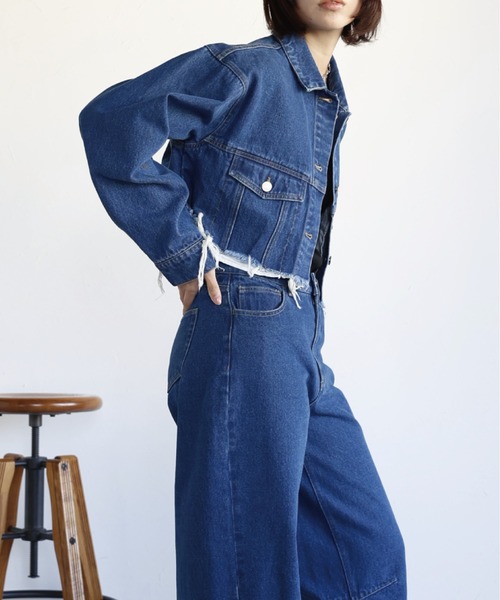 SOTT(ソット)の「Denim Cropped Jacket デニムクロップドジャケット(デニムジャケット・レディース・ケミカルウォッシュ/ブルー・FREE)」の22枚目の写真