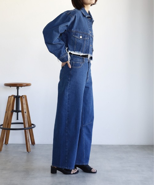SOTT(ソット)の「Denim Cropped Jacket デニムクロップドジャケット(デニムジャケット・レディース・ケミカルウォッシュ/ブルー・FREE)」の20枚目の写真