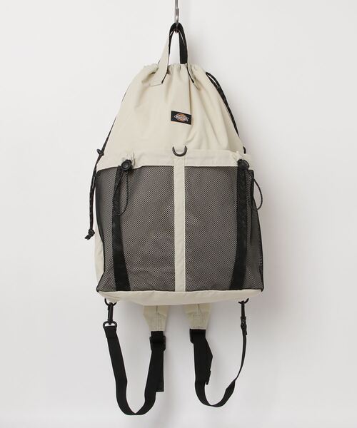 Dickies(ディッキーズ)の「Dickies(ディッキーズ)3WAYマルチウェイナップサック/リュック メンズ レディース ユニセックス(バックパック/リュック・レディース・ブラック/アイボリー/グレー/ブラック系その他/ホワイト系その他/シルバー・FREE)」の7枚目の写真
