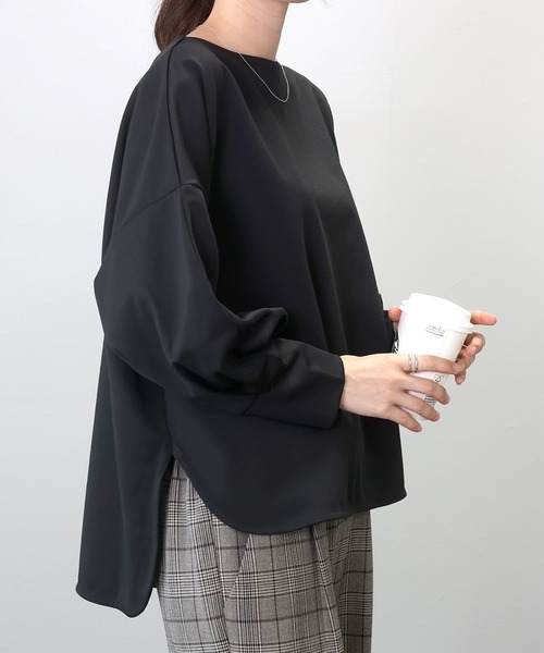 Aletta vita(アレッタビータ)の「バックファスナーポンチ袖タックプルオーバー(Tシャツ/カットソー・レディース・グレー系その他/ブラック/ダークブラウン・FREE)」の22枚目の写真