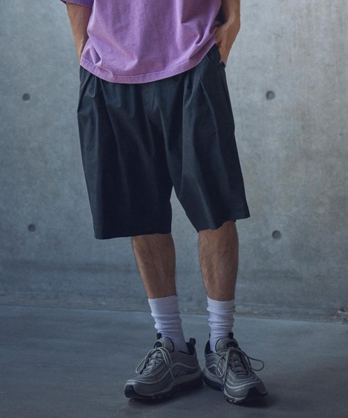 ADAM PATEK（アダムパテック）の「ADAMPATEK/uneven dyeing short pants/ムラ染めプリントワイドショートパンツ（その他パンツ・メンズ・ホワイト/ブラック/グレー・2/1）」の2枚目の写真