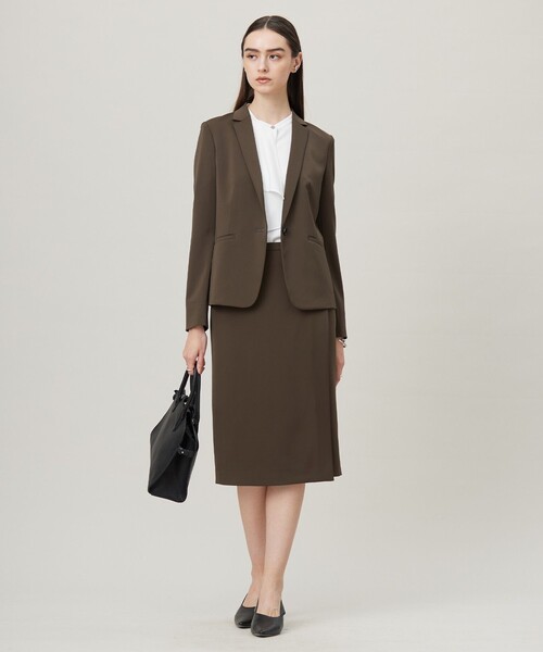 ICB(アイシービー)の「ストレッチジョーゼット ラッフルデザインブラウス(シャツ/ブラウス・レディース・アイボリー系/ブラック系・42/44/46)」の6枚目の写真