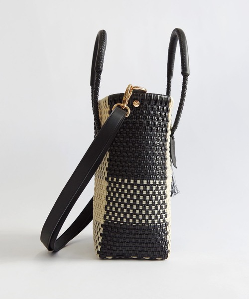 WOVEN(ウーヴン)の「WOVEN (ウーヴン) /プティショルダートート メキシコ製 2WAY ミニバッグ ショルダーバッグ メルカドバッグ かごバッグ レザーハンドル ミニトート マルシェバッグ(かごバッグ・レディース・ブラック系その他/ブルー系その他/ブラック×ベージュ・FREE)」の15枚目の写真