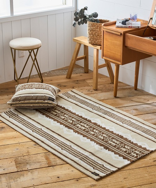 PENDLETON(ペンドルトン)の「PENDLETON/ペンドルトン キッチンラージサイズマット MC003(ラグ/マット・レディース・ベージュ/ネイビー・FREE)」の2枚目の写真