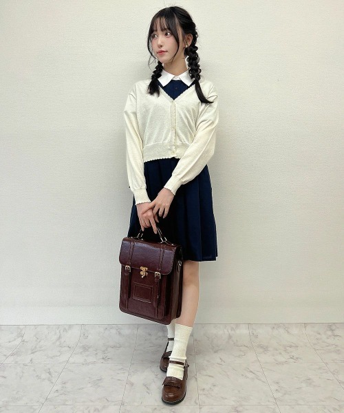 F i.n.t(フィント)の「洗濯機洗い可UVカットシアーフラワー釦UVカットニットカーディガン/F&A【新色追加・5色展開】/fint フィント(カーディガン/ボレロ・レディース・ピンク/ライム/オフホワイト/ブルーグレー/ネイビー・FREE)」の14枚目の写真