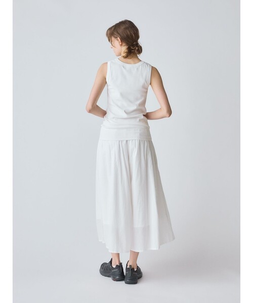 MidiUmi(ミディウミ)の「MidiUmi ベーシックタンクトップ(Tシャツ/カットソー・レディース・ブラック/ライトグレー/キナリ/オフホワイト・FREE)」の12枚目の写真