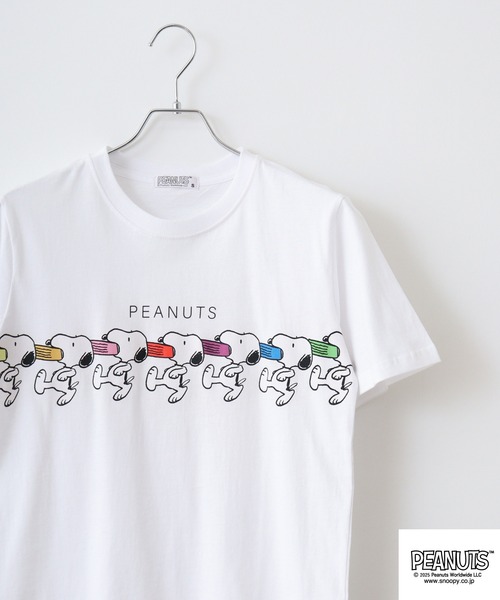 PEANUTS(ピーナッツ)の「PEANUTS 刺繍&プリントTシャツ(Tシャツ/カットソー・メンズ・ホワイト系1/ピンクベージュ/ホワイト系/ブラック/サックスブルー/ネイビー/ブラック系/ライトパープル/ライトカーキ/ホワイト/ライトグリーン/サーモンピンク/ピンク系/ホワイト系4/ベージュ系/ブラック系1/ホワイト系6/グリーン/チャコール/スミクロ/ピンク系1/パープル系/ホワイト系3/ネイビー系/ライトグリーン系/チャコールグレー/ホワイト系5/ベージュ系1/ブラック系2/ホワイト系2/グレイッシュベージュ・M/LL/S/L)」の9枚目の写真