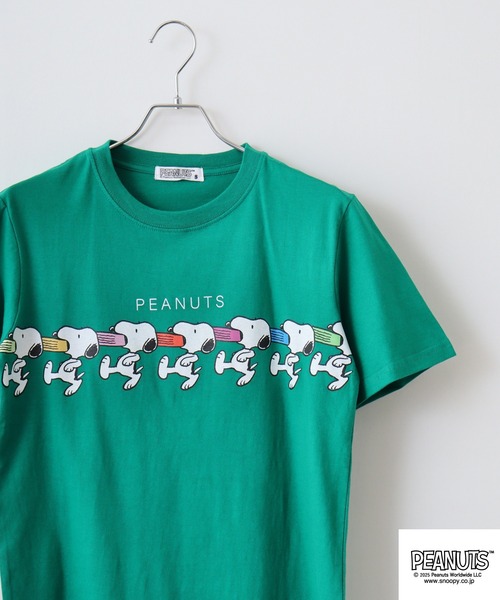 PEANUTS(ピーナッツ)の「PEANUTS 刺繍&プリントTシャツ(Tシャツ/カットソー・メンズ・ホワイト系1/ピンクベージュ/ホワイト系/ブラック/サックスブルー/ネイビー/ブラック系/ライトパープル/ライトカーキ/ホワイト/ライトグリーン/サーモンピンク/ピンク系/ホワイト系4/ベージュ系/ブラック系1/ホワイト系6/グリーン/チャコール/スミクロ/ピンク系1/パープル系/ホワイト系3/ネイビー系/ライトグリーン系/チャコールグレー/ホワイト系5/ベージュ系1/ブラック系2/ホワイト系2/グレイッシュベージュ・M/LL/S/L)」の19枚目の写真