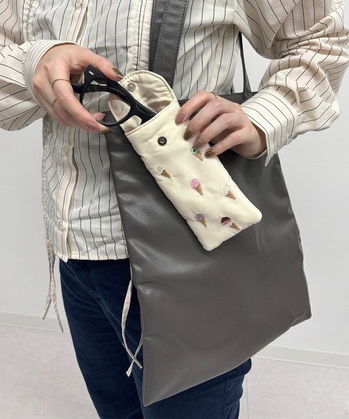 Flowering（フラワーリング）の「ガーリー刺しゅう/メガネケース（メガネ・レディース・パープル/ブルー/アイボリー・FREE）」の16枚目の写真