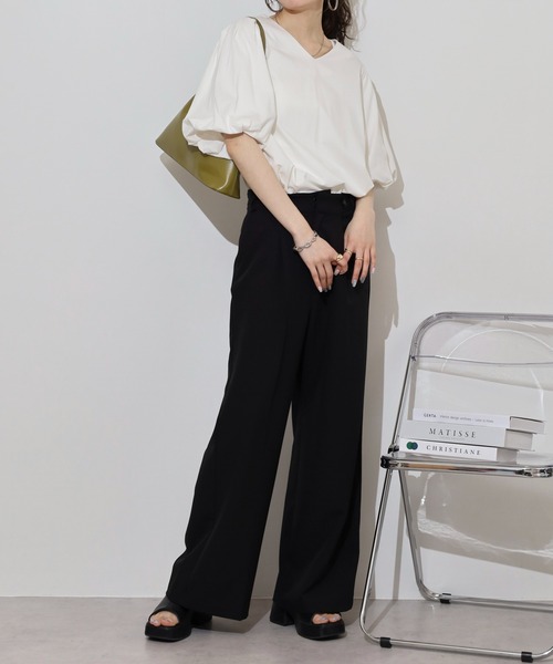 atONE(アットワン)の「コットンパフスリーブTシャツ(Tシャツ/カットソー・レディース・ブラック/グレイッシュベージュ/ミント/チャコールグレー/オフホワイト・LL~3L/4L~5L/M-L)」の9枚目の写真