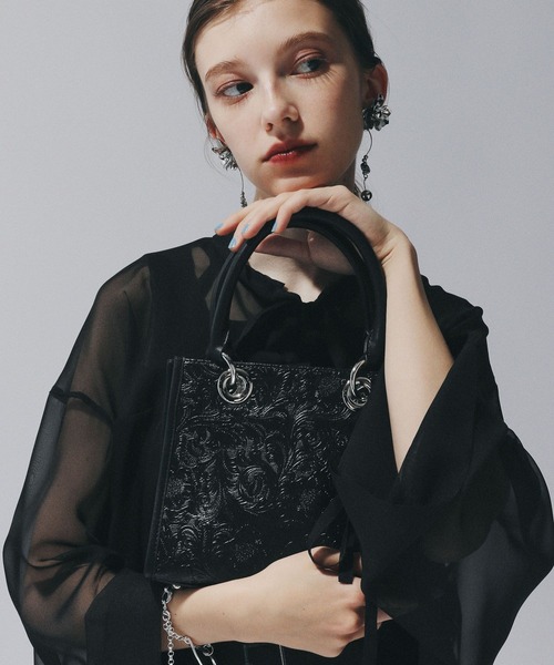 HARE(ハレ)の「Flowerエンボスミニトートバッグ(HARE)(ショルダーバッグ・レディース・ブラック/ブルー/グレー・FREE)」の17枚目の写真