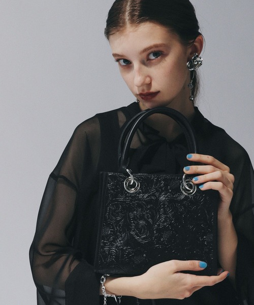 HARE(ハレ)の「Flowerエンボスミニトートバッグ(HARE)(ショルダーバッグ・レディース・ブラック/ブルー/グレー・FREE)」の18枚目の写真