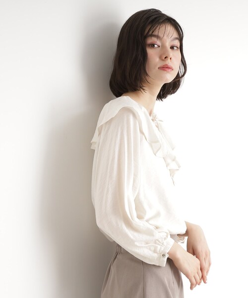 THE SHOP TK (ザ ショップ ティーケー )の「ラッフルカラーブラウス【洗濯機OK】(シャツ/ブラウス・レディース・アイボリー/ブラック/ベビーピンク・12/13)」の19枚目の写真