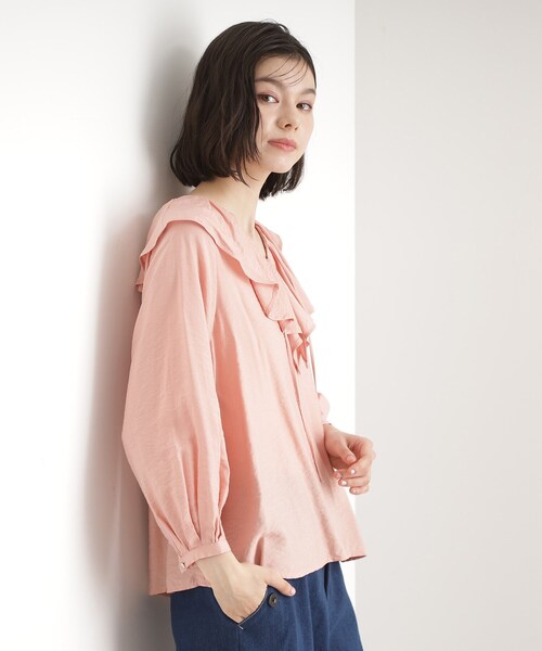 THE SHOP TK (ザ ショップ ティーケー )の「ラッフルカラーブラウス【洗濯機OK】(シャツ/ブラウス・レディース・アイボリー/ブラック/ベビーピンク・12/13)」の4枚目の写真