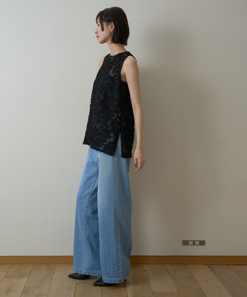 EMMA ROUGE VIF(エマルージュヴィフ)の「【一部店舗限定】フラワーフェザーアメスリブラウス(シャツ/ブラウス・レディース・ブラック/ブラウン/アイボリー・フリー)」の18枚目の写真